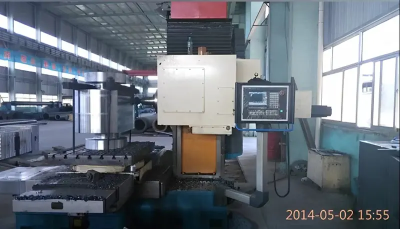 Fraiseuse CNC CNC milling machine